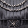 Chanel Classic Jumbo Single Flap Schultertasche Lammleder Schwarz Vertical Quilted Mademoiselle SHW