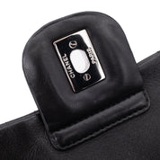 Chanel Classic Jumbo Single Flap Schultertasche Lammleder Schwarz Vertical Quilted Mademoiselle SHW