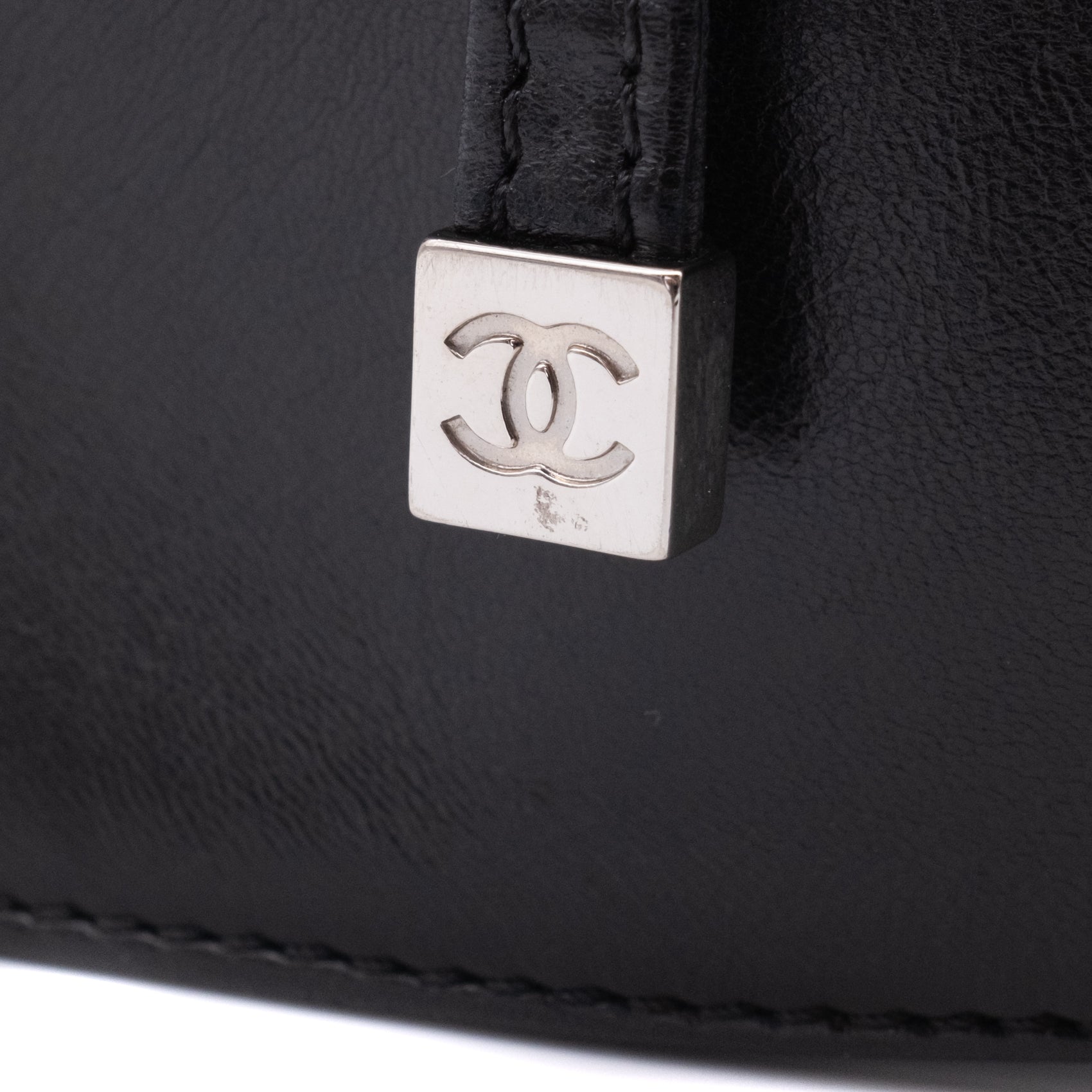 Chanel Classic Jumbo Single Flap Schultertasche Lammleder Schwarz Vertical Quilted Mademoiselle SHW
