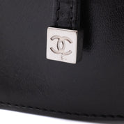 Chanel Classic Jumbo Single Flap Schultertasche Lammleder Schwarz Vertical Quilted Mademoiselle SHW
