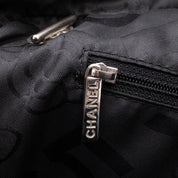 Chanel Classic Jumbo Single Flap Schultertasche Lammleder Schwarz Vertical Quilted Mademoiselle SHW