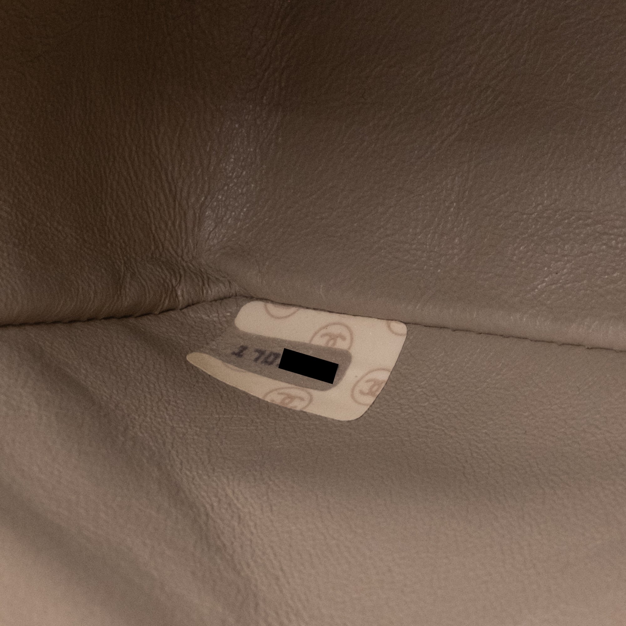 Chanel Timeless Double Flap Bag Handtasche in Beige Medium Größe aus Jeans Denim Material mit goldener Hardware Detail Seriennummer