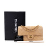 Vintage Chanel Classic Timeless Double Flap Bag in Medium Größe aus beigem Wildleder Material mit goldenerHardware Lieferumfang 