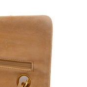 Vintage Chanel Classic Timeless Double Flap Bag in Medium Größe aus beigem Wildleder Material mit goldenerHardware