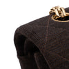 Vintage Chanel Classic Timeless Double Flap Bag in Medium Größe aus braunem Baumwolle Jersey Material mit goldener Hardware