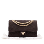 Vintage Chanel Classic Timeless Double Flap Bag in Medium Größe aus braunem Baumwolle Jersey Material mit goldener Hardware Lieferumfang 