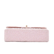 Chanel Classic Timeless Double Flap Bag in Medium Größe aus rosa Tweed Material mit goldener Hardware Boden