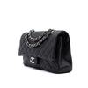 Chanel Classic Timeless Double Flap Bag in Medium Größe aus schwarzem Caviar Leder Material mit silberner Hardware