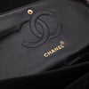Vintage Chanel Classic Timeless Double Flap Bag in Medium Größe aus schwarzem Leinen Canvas Material mit goldener Hardware