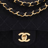 Vintage Chanel Classic Timeless Double Flap Bag in Medium Größe aus schwarzem Leinen Canvas Material mit goldener Hardware CC Verschluss 