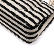 Gestreifte Chanel Classic Timeless Double Flap Bag in Medium Größe aus schwarz weißem Jersey Material mit goldener Hardware aus der limitierten Coco Sailor Kollektion