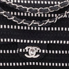 Schwarz Weiss gestreifte Chanel Classic Double Flap Bag in Medium Größe aus Tweed und Ribbon mit silberner Hardware CC Verschluss