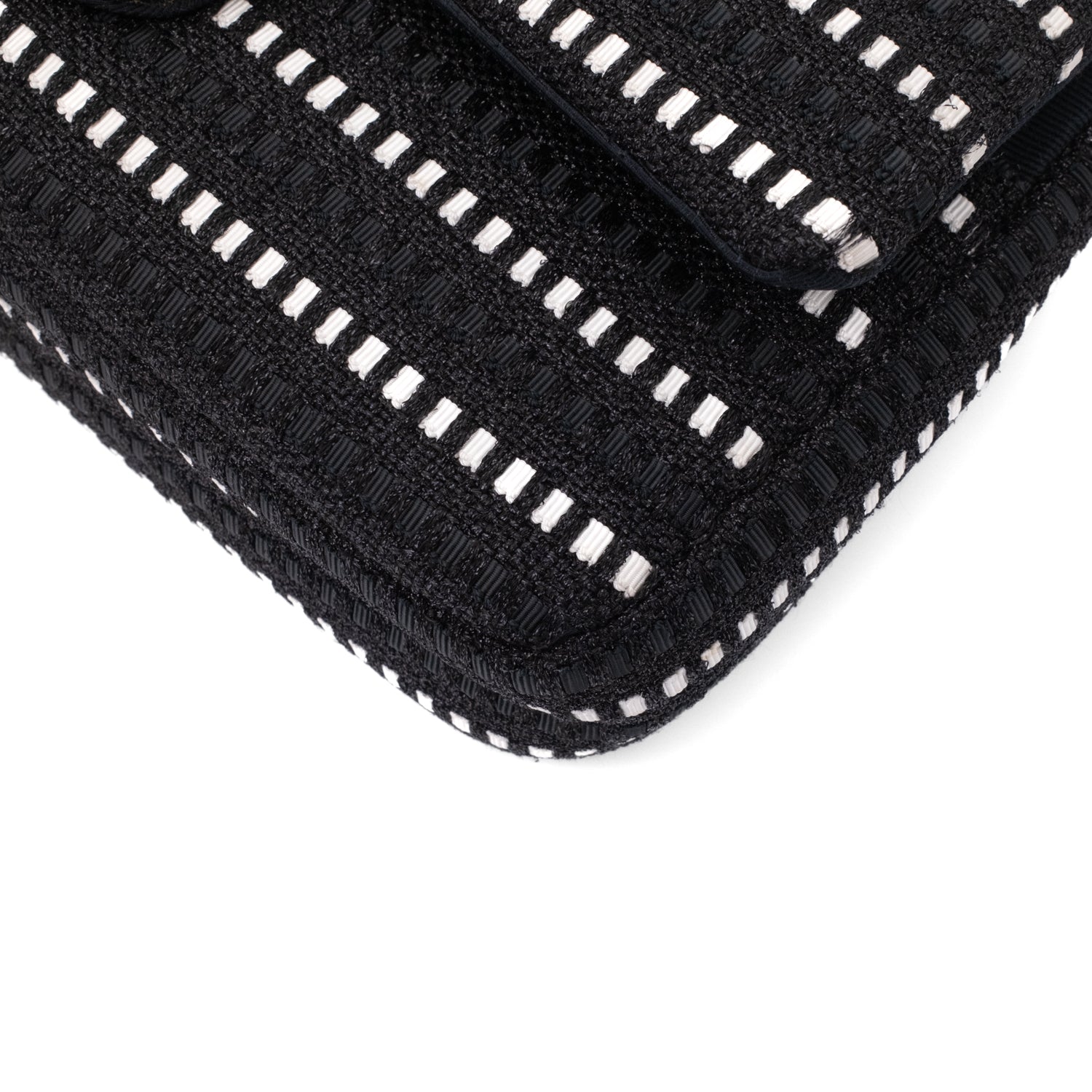 Schwarz Weiss gestreifte Chanel Classic Double Flap Bag in Medium Größe aus Tweed und Ribbon mit silberner Hardware