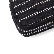 Schwarz Weiss gestreifte Chanel Classic Double Flap Bag in Medium Größe aus Tweed und Ribbon mit silberner Hardware