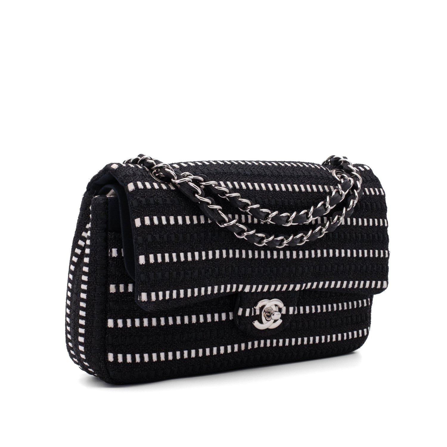 Schwarz Weiss gestreifte Chanel Classic Double Flap Bag in Medium Größe aus Tweed und Ribbon mit silberner Hardware