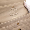Vintage Chanel Classic Timeless Double Flap Bag in Small Größe aus beigem Leinen Canvas Material mit goldener Hardware