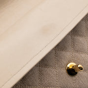 Vintage Chanel Classic Timeless Double Flap Bag in Small Größe aus beigem Leinen Canvas Material mit goldener Hardware