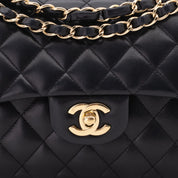 Chanel Classic Double Flap Small Lammleder Schwarz GHW