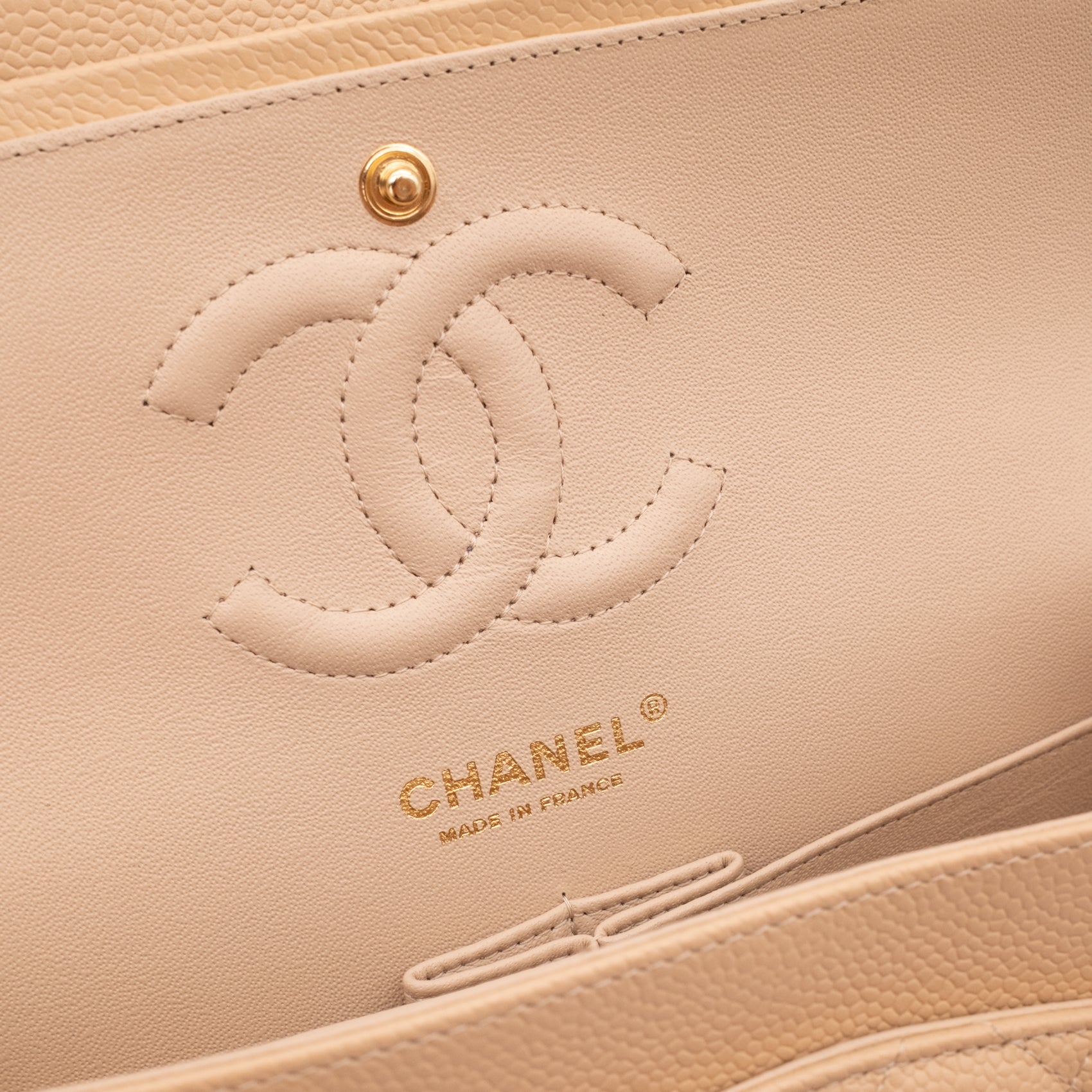 Chanel Classic Double Flap Medium Caviarleder Beige Clair GHW
