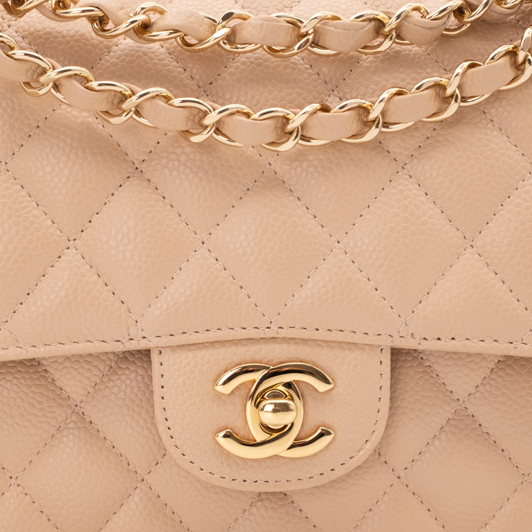 Chanel Classic Double Flap Medium Caviarleder Beige Clair GHW