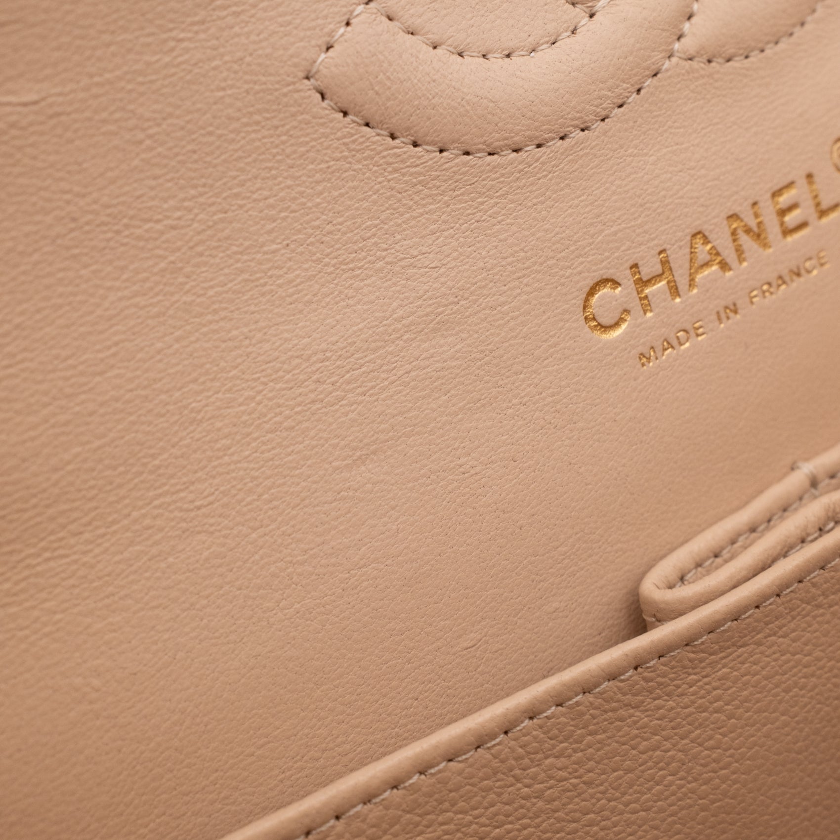 Chanel Double Flap Bag Medium Caviarleder Beige GHW