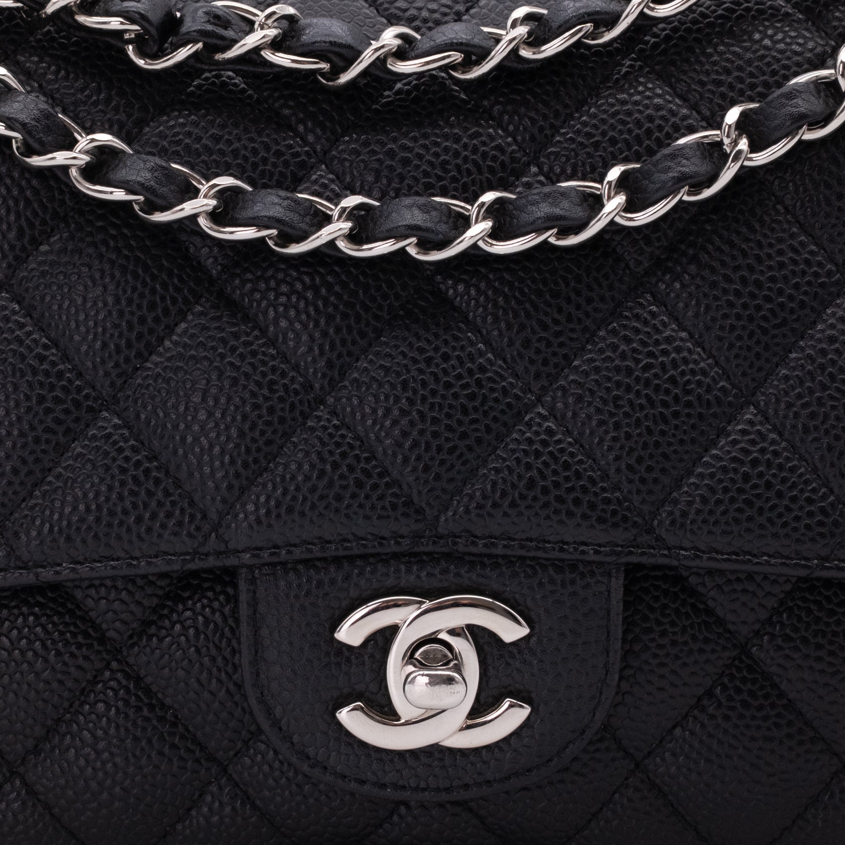 Chanel Classic Double Flap Medium Caviarleder Schwarz SHW