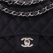 Chanel Classic Double Flap Medium Caviarleder Schwarz SHW