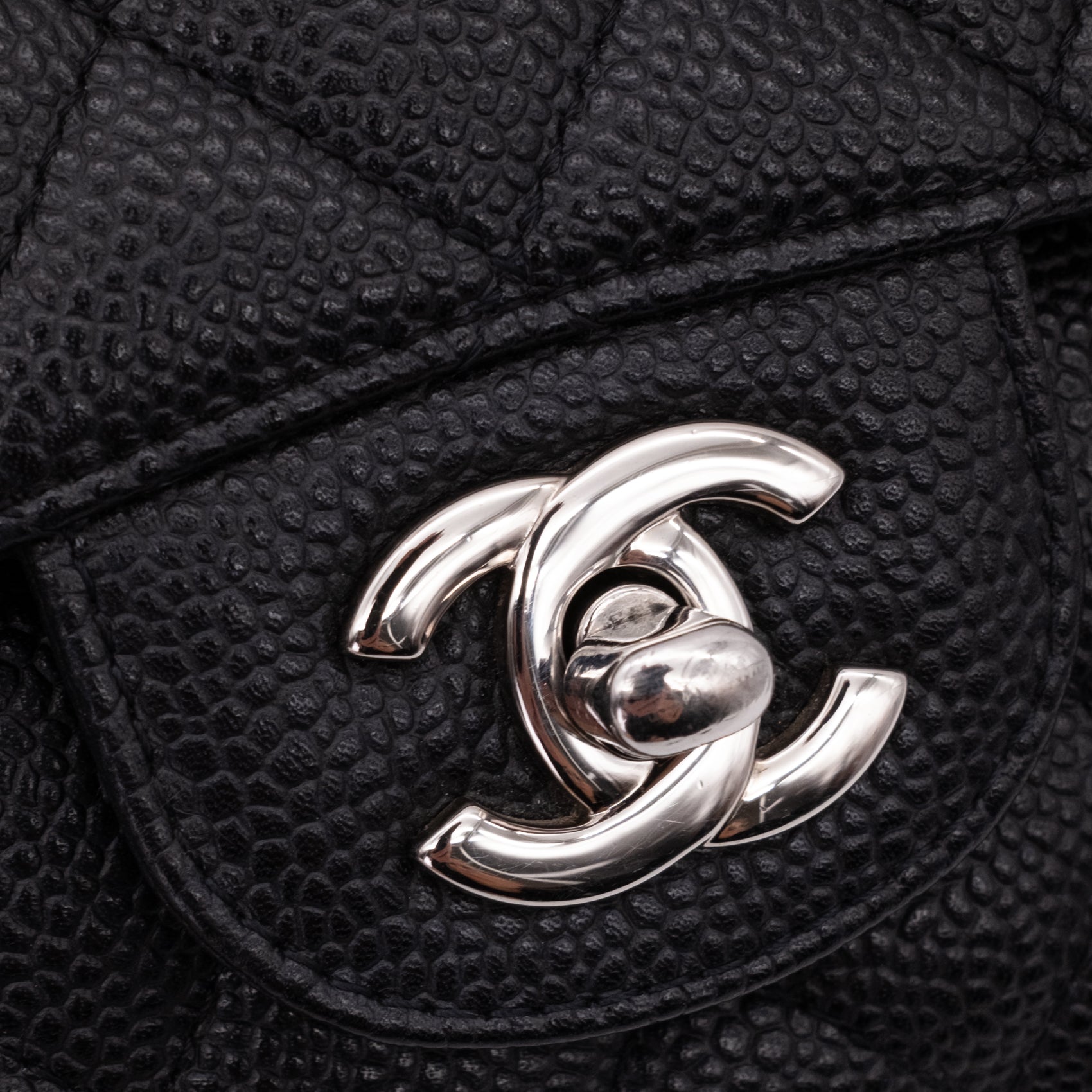 Chanel Classic Double Flap Medium Caviarleder Schwarz SHW