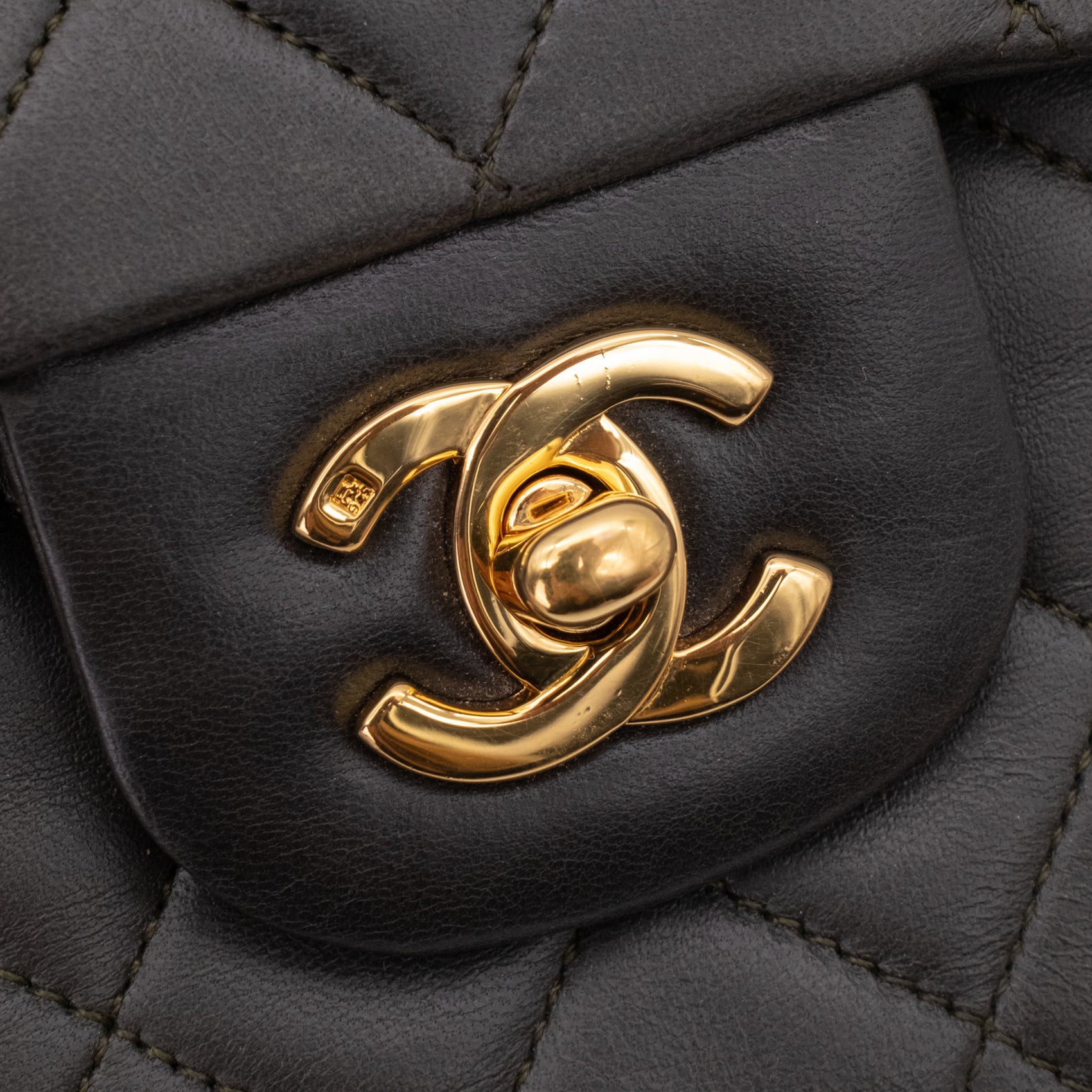 Chanel Classic Double Flap Bag Medium Lammleder Khaki Olive 24k GHW