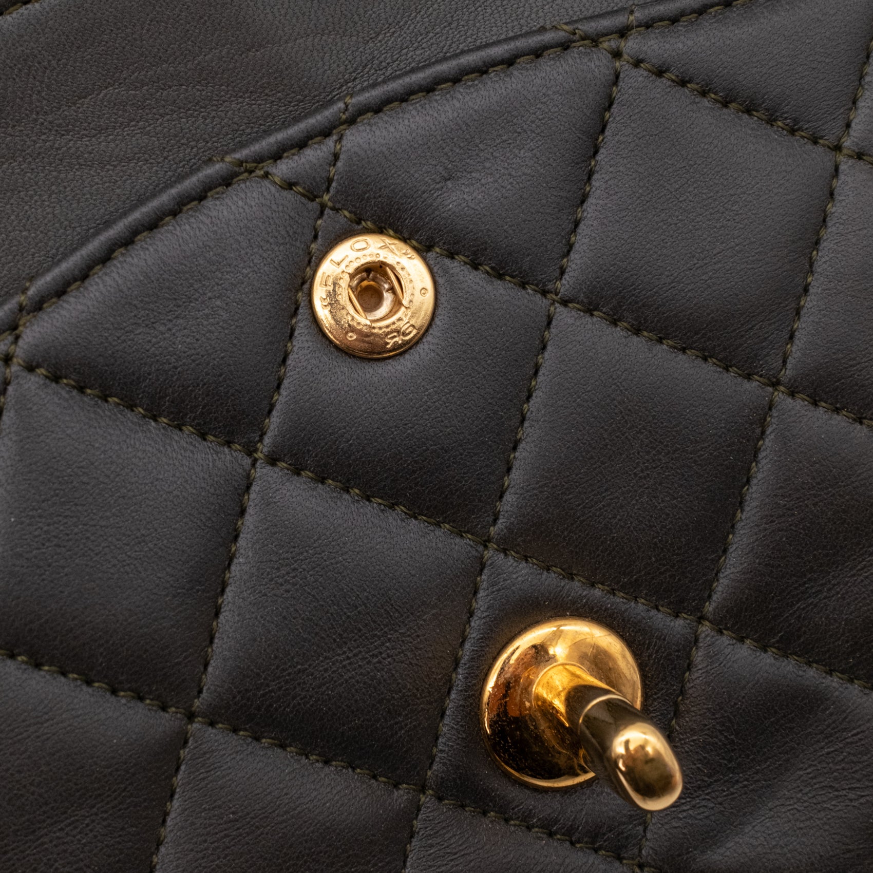 Chanel Classic Double Flap Bag Medium Lammleder Khaki Olive 24k GHW