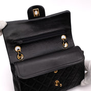 Chanel Classic Double Flap Bag Small Lammleder Schwarz 24k GHW