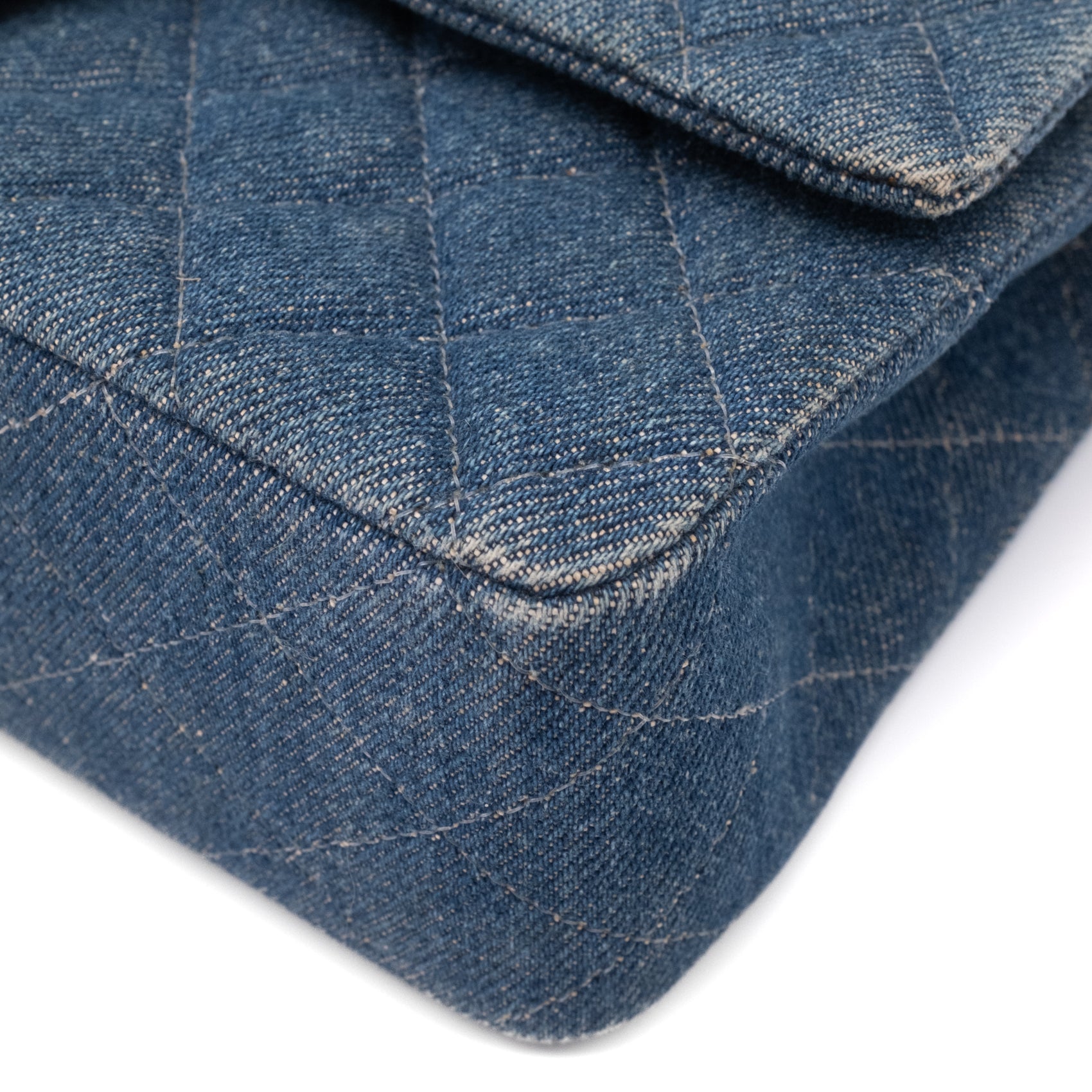 Chanel Classic Double Flap Medium Denim Jeans Blau 24k GHW