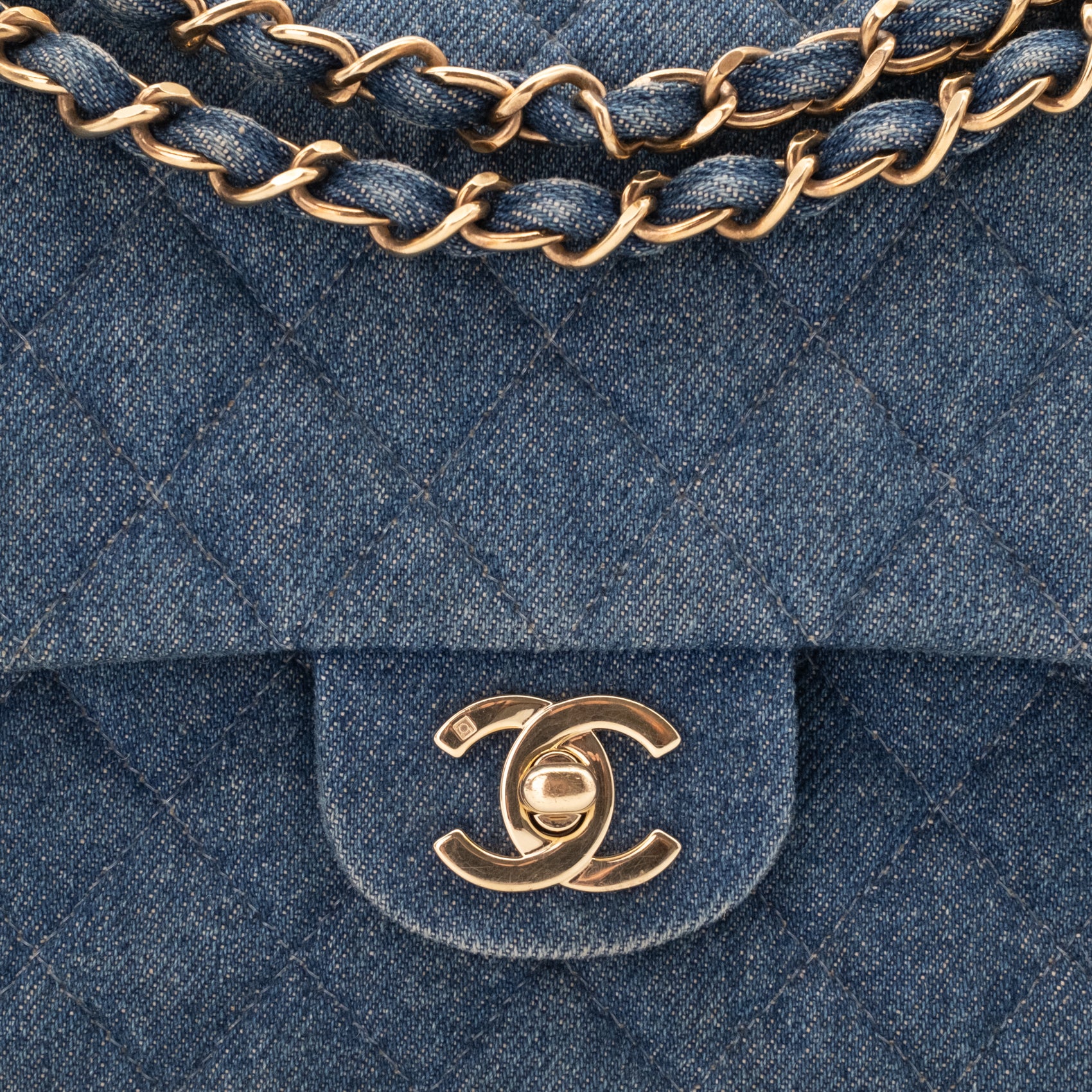Chanel Classic Double Flap Medium Denim Jeans Blau 24k GHW