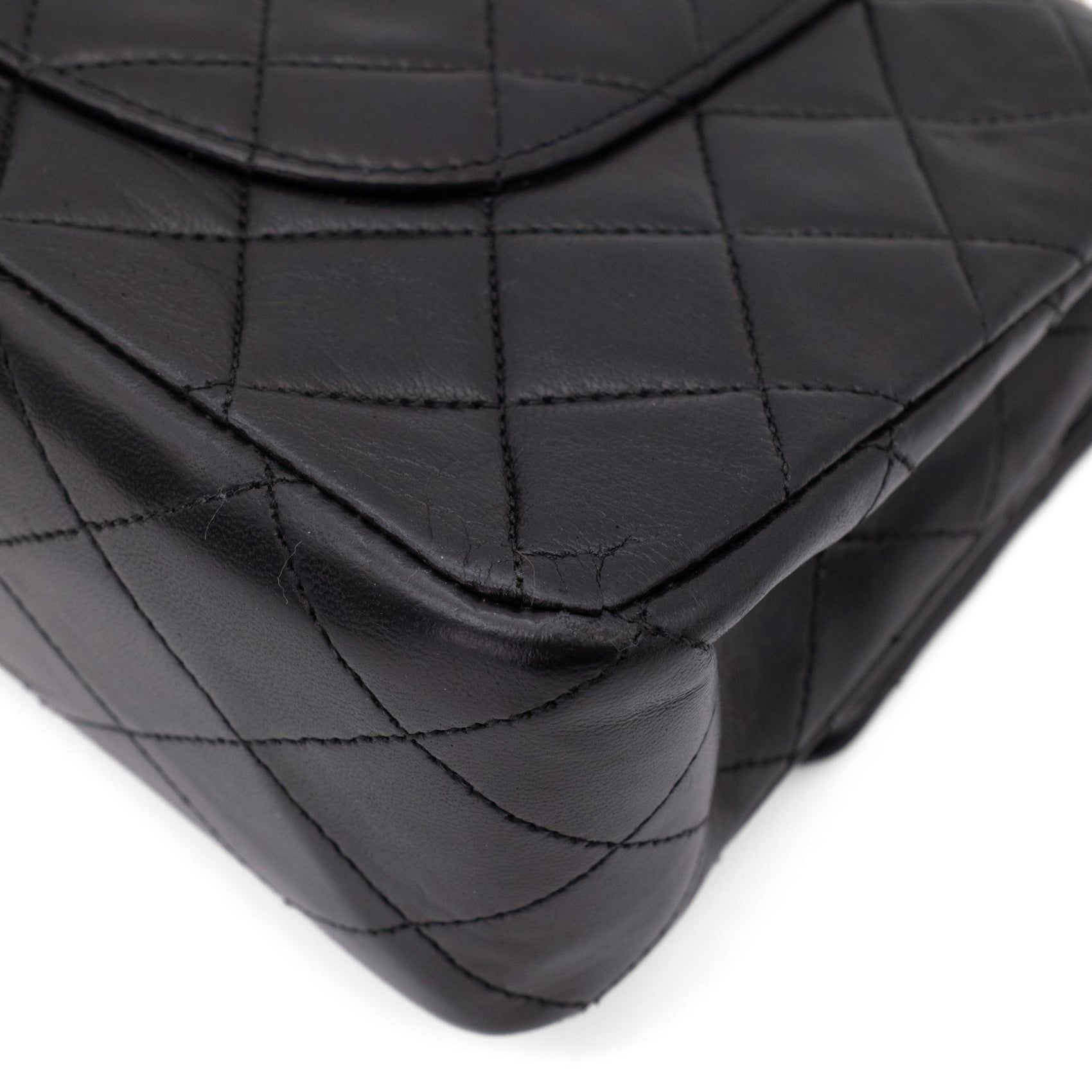 Chanel Classic Double Flap Medium Lammleder Schwarz 24k GHW