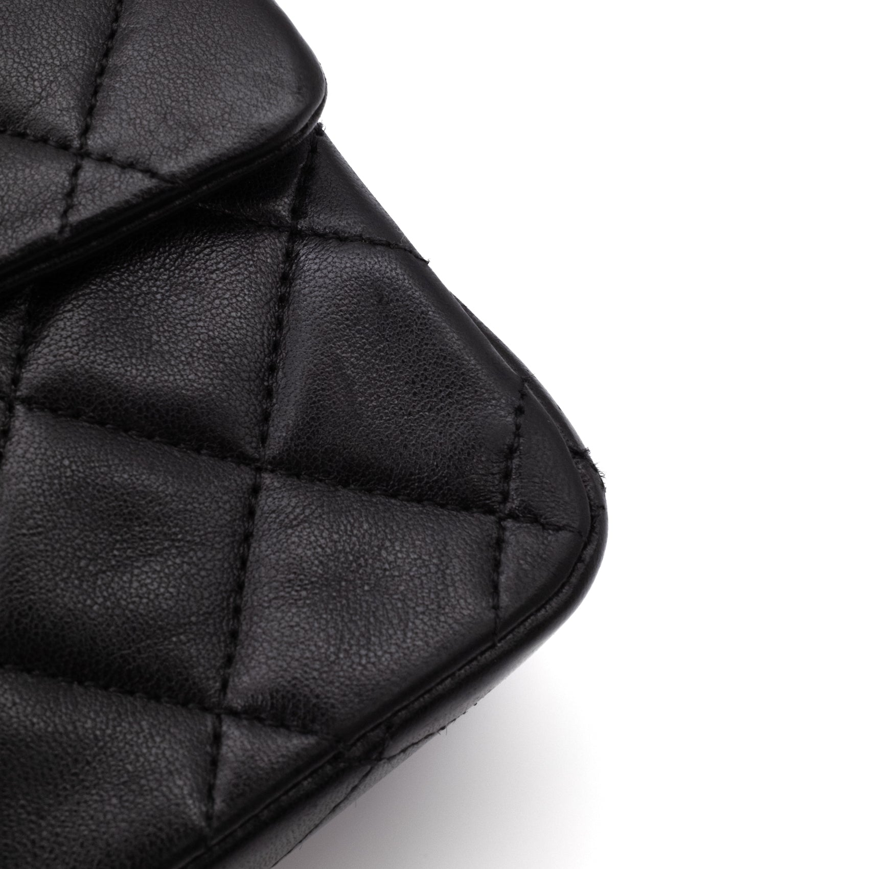 Chanel Classic Double Flap Medium Lammleder Schwarz 24k GHW