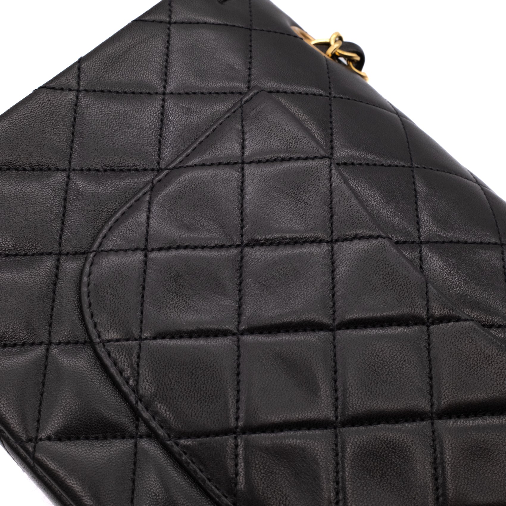 Chanel Classic Double Flap Medium Lammleder Schwarz 24k GHW