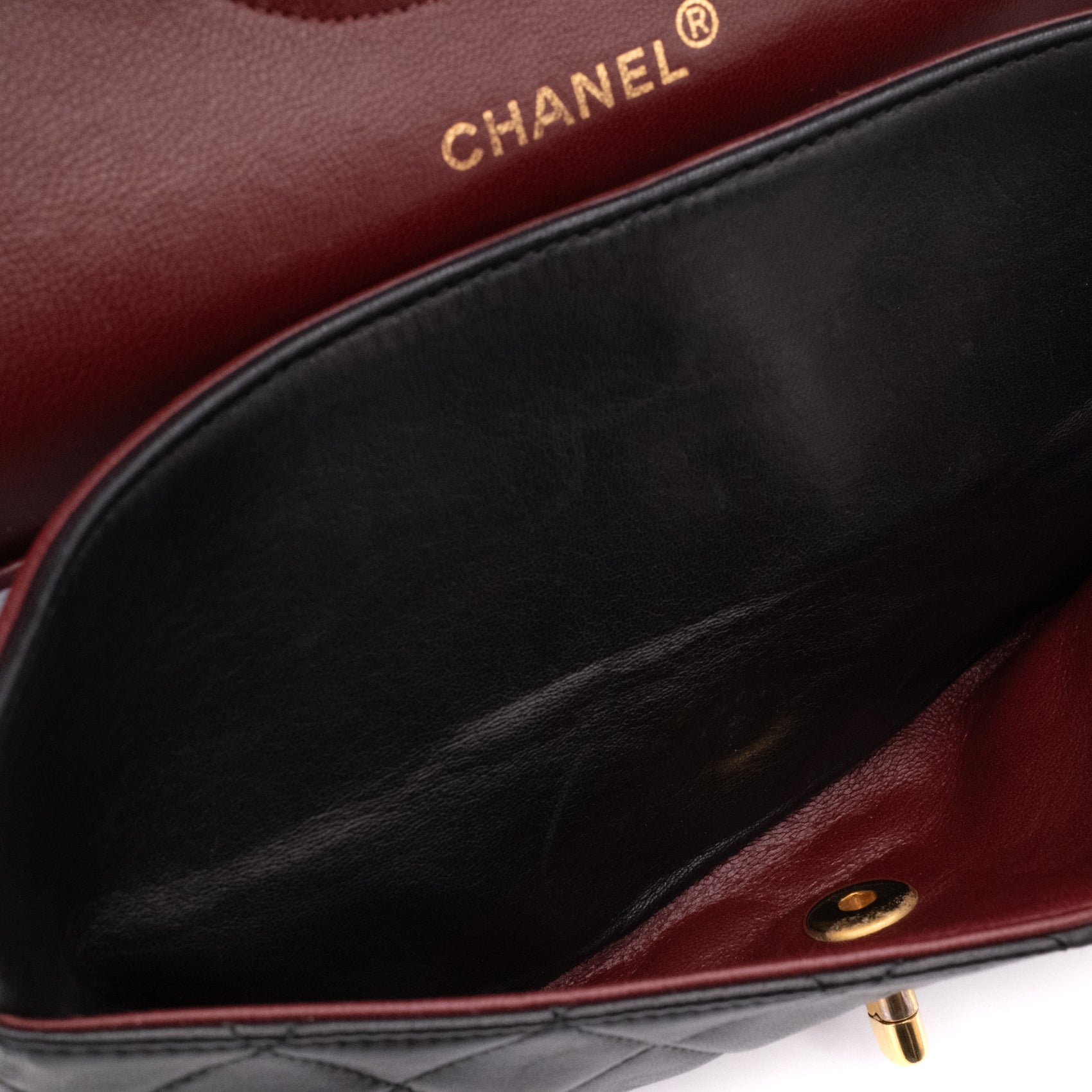 Chanel Classic Double Flap Medium Lammleder Schwarz 24k GHW