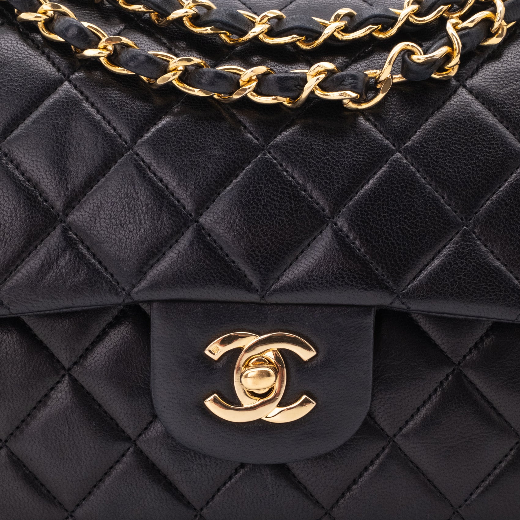 Chanel Classic Double Flap Bag Medium Lammleder Schwarz 24k GHW