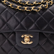 Chanel Classic Double Flap Bag Medium Lammleder Schwarz 24k GHW