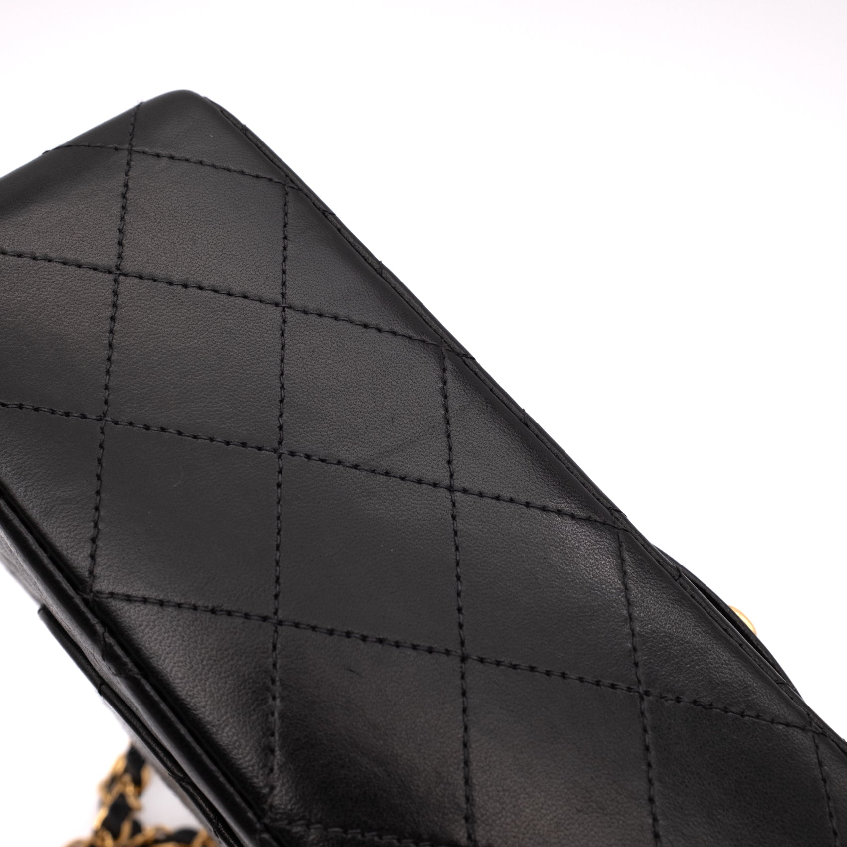 Chanel Classic Double Flap Bag Medium Lammleder Schwarz 24 GHW