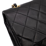 Chanel Classic Double Flap Bag Medium Lammleder Schwarz 24 GHW