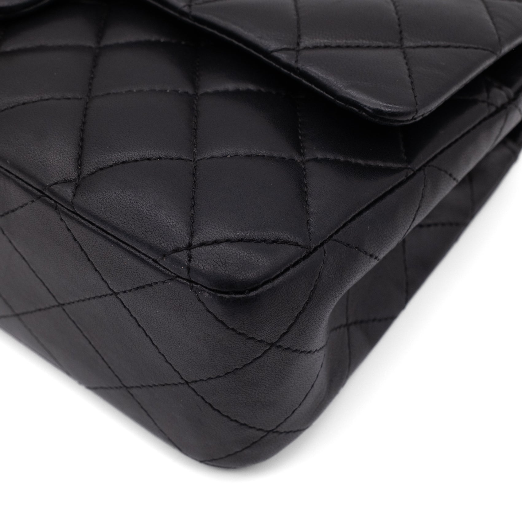 Chanel Classic Double Flap Medium Lammleder Schwarz 24k GHW