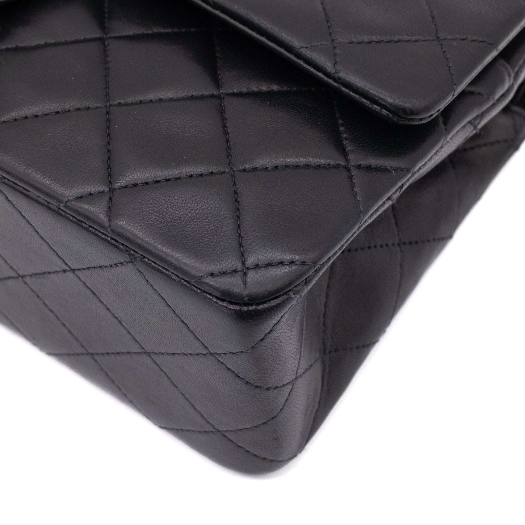 Chanel Classic Double Flap Medium Lammleder Schwarz 24k GHW