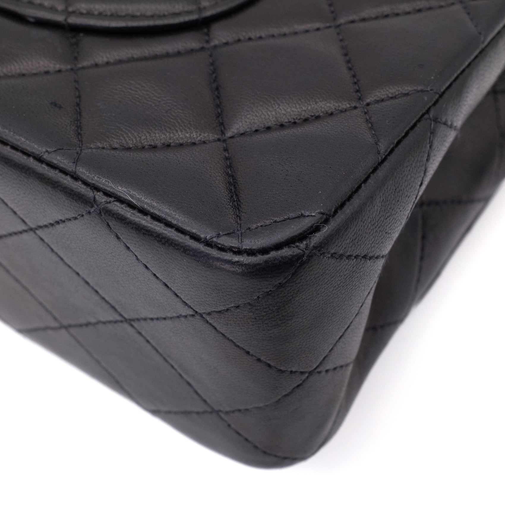 Chanel Classic Double Flap Medium Lammleder Schwarz 24k GHW