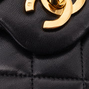 Chanel Classic Double Flap Medium Lammleder Schwarz 24k GHW