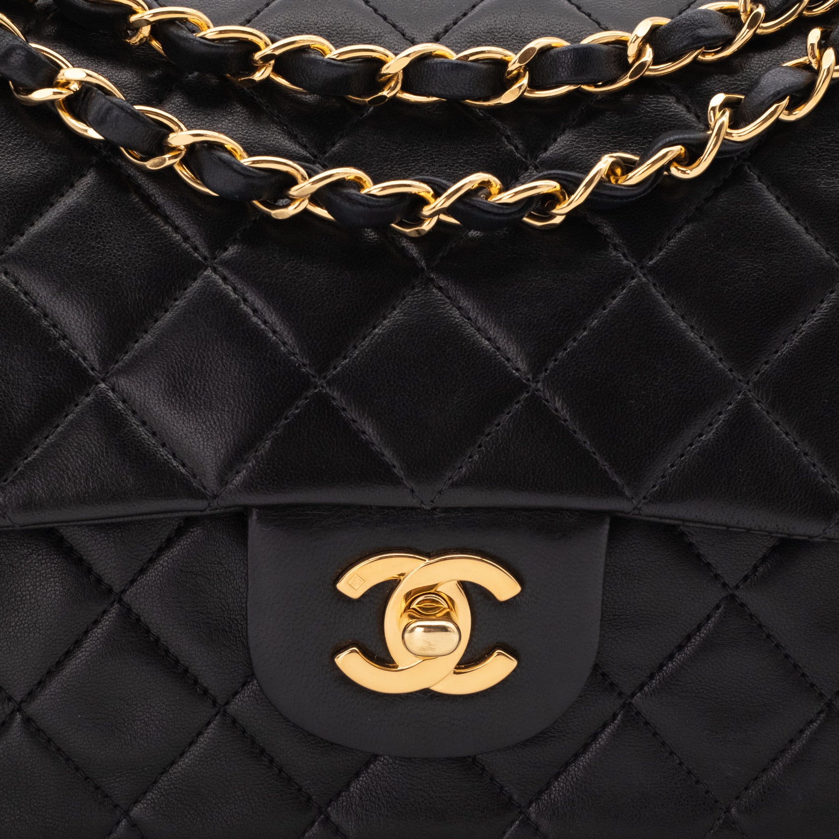 Chanel Classic Double Flap Bag Medium Lammleder Schwarz 24 GHW