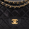 Chanel Classic Double Flap Bag Medium Lammleder Schwarz 24 GHW