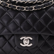 Chanel Classic Double Flap Medium Lammleder Schwarz SHW