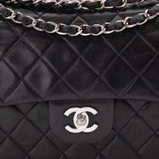 Chanel Classic Double Flap Medium Lammleder Schwarz SHW