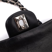 Chanel Classic Double Flap Medium Lammleder Schwarz SHW